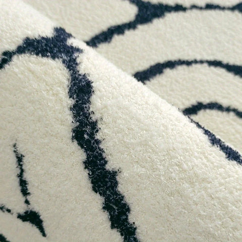 Navak Carpet Exclusive Picks Schwarz-weißer, herzförmiger, langer Teppich, flauschiger und weicher Nachttischvorleger für die Heimdekoration, Bodenmatte für Schlafzimmer, Flur und Korridor