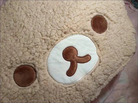 Navak Teppich Cartoon Rilakkumas Plüsch Teppich Kawaii Korilakkuma Bär Weiche Bodenmatte Schlafzimmer Stuhl Nachttisch Lounge Teppich Badezimmer Fußmatte Home Decor